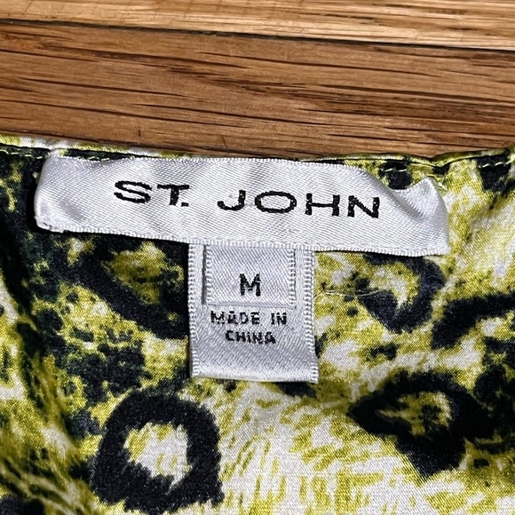 St. John Chic Leopard Silk Blend Print Tank Top - Green and Black Size Medium - Picture 6 of 7
